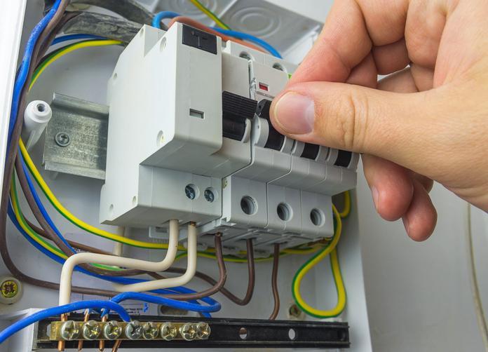 Przyłącza elektryczne